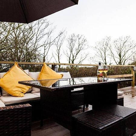 The Woodland Lodge - Wood Fired Hot Tub And Firepit Hambleton Bagian luar foto